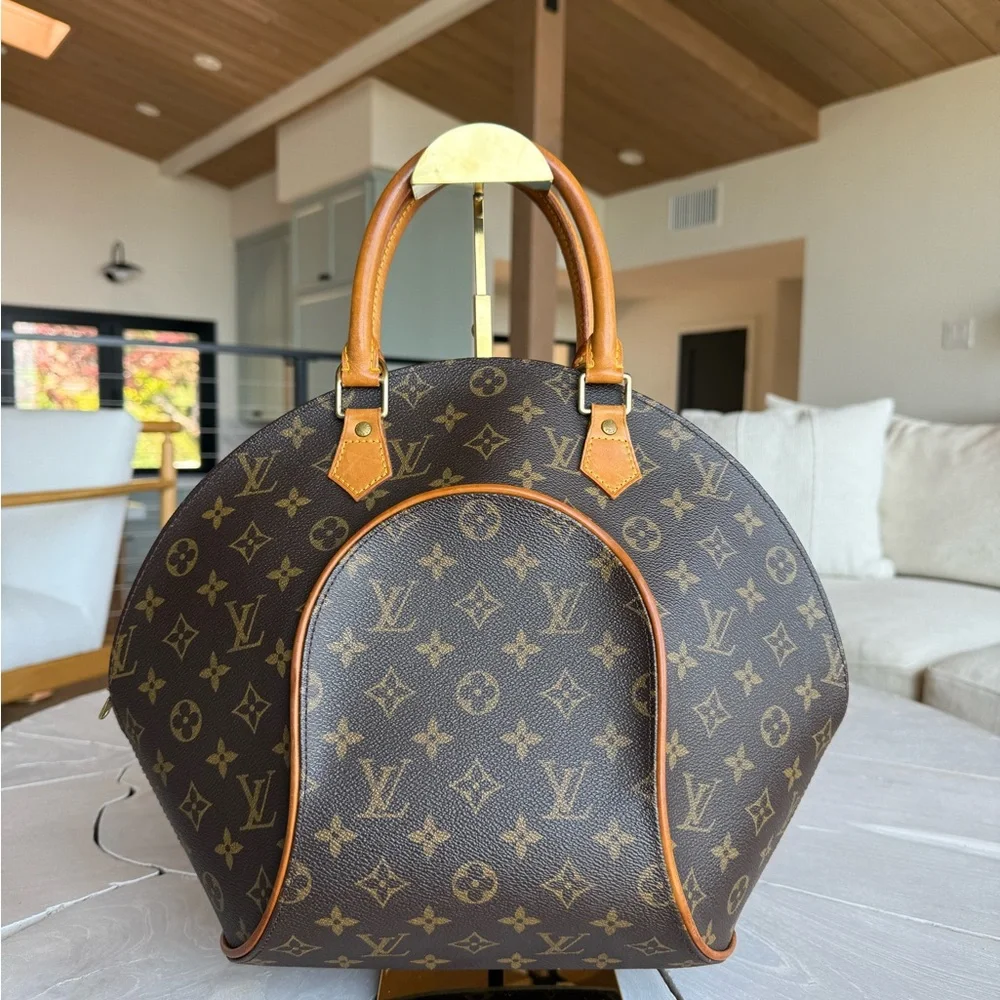 LV Ellipse MM - Picture 3 of 13